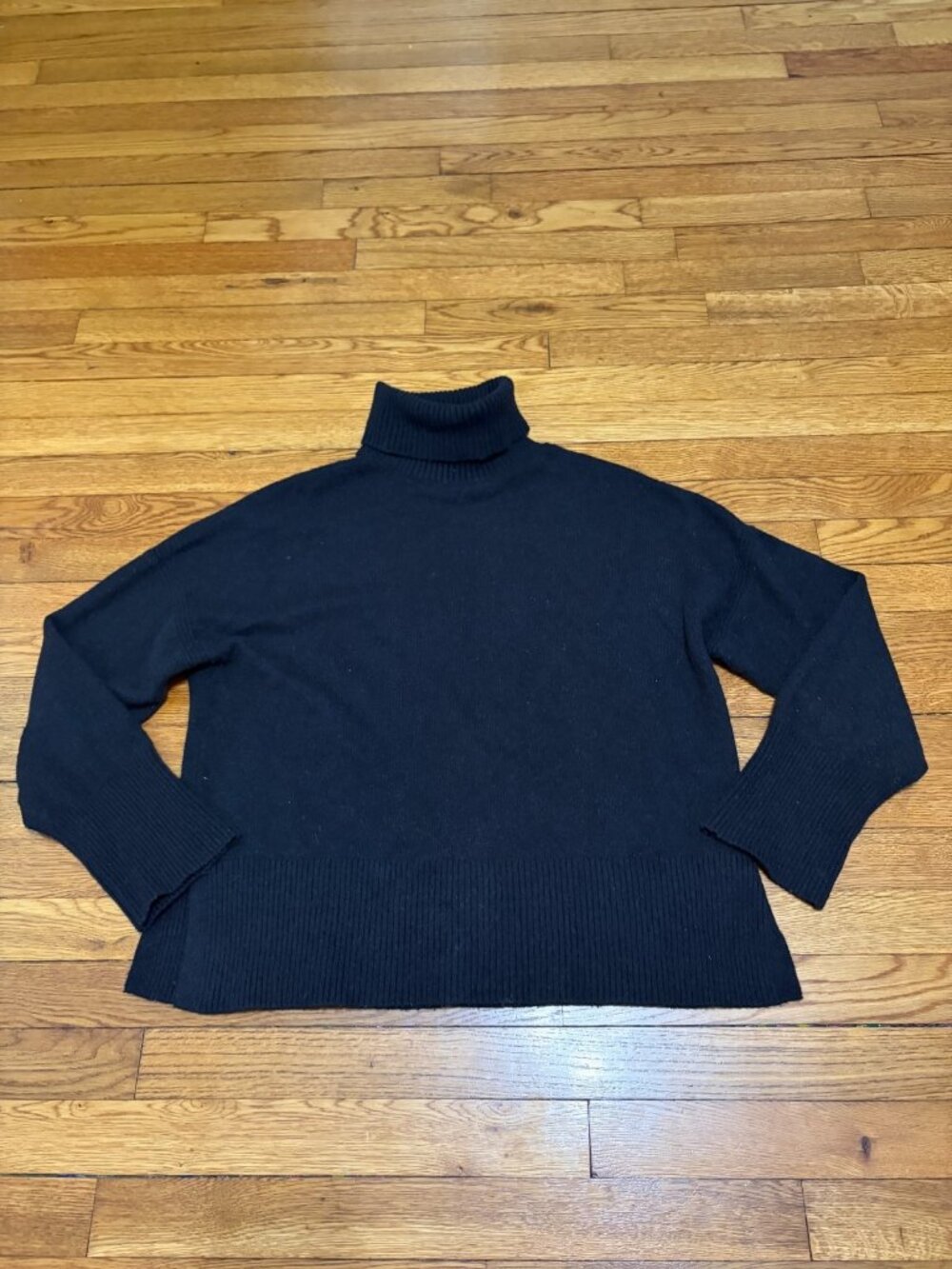 J. Crew Womens Turtleneck Sweater Medium Black Relaxed Merino Wool Alpaca Knit